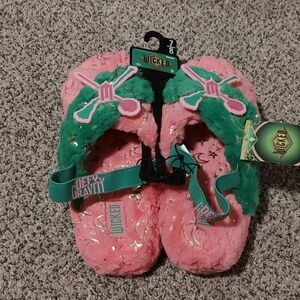 Wicked Plush Platform Women's Slippers 7/8